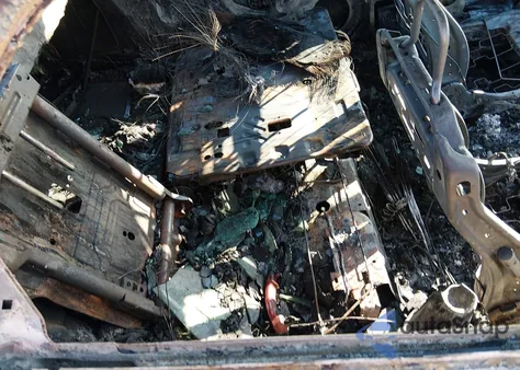 2018 Ford Focus Se z USA, uszkodzony, nr VIN 1FADP3F29JL255579